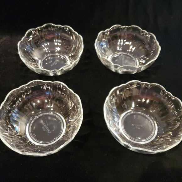 ARCOROC Bengale Scalloped Clear Glass 4.75” Bowls ~ Set Of 4 - Picture 1 of 6